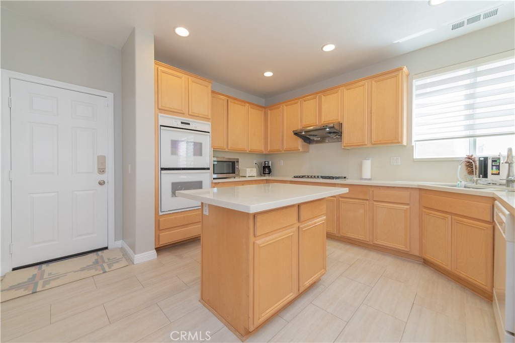 12563 Hudson River Drive