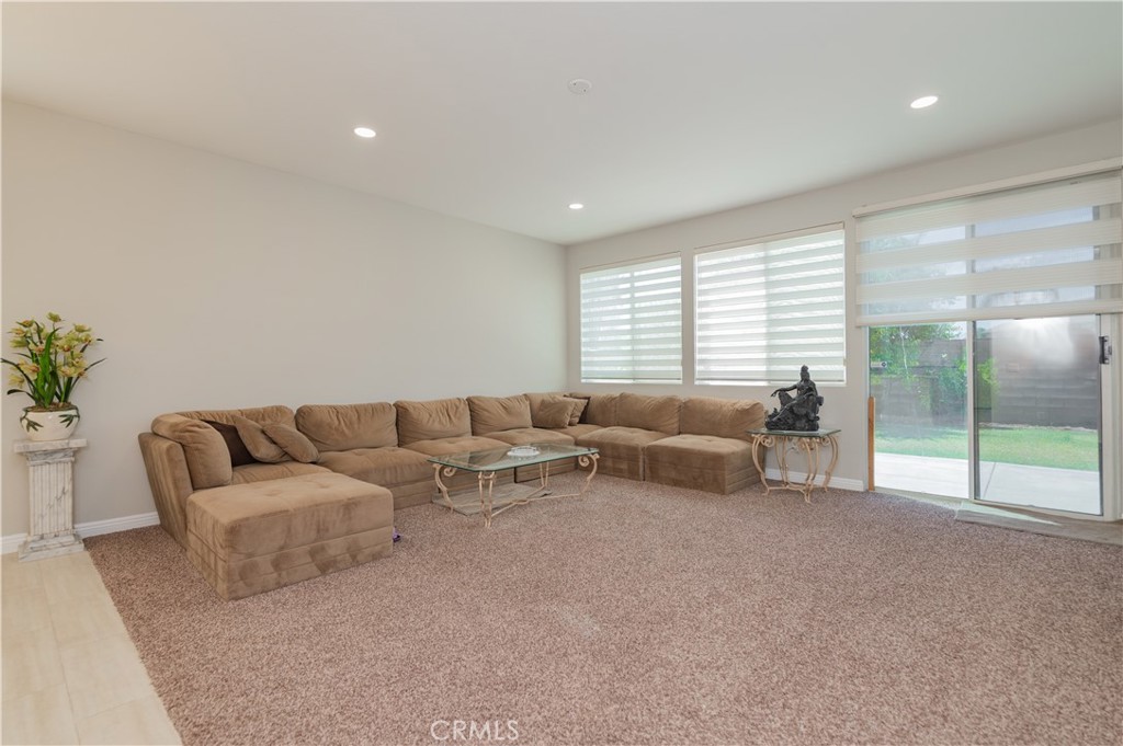 12563 Hudson River Drive