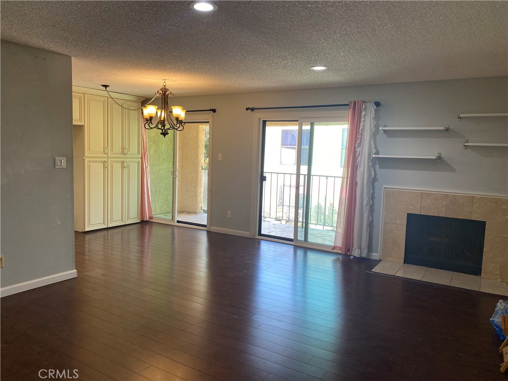 535 W Duarte Road 12