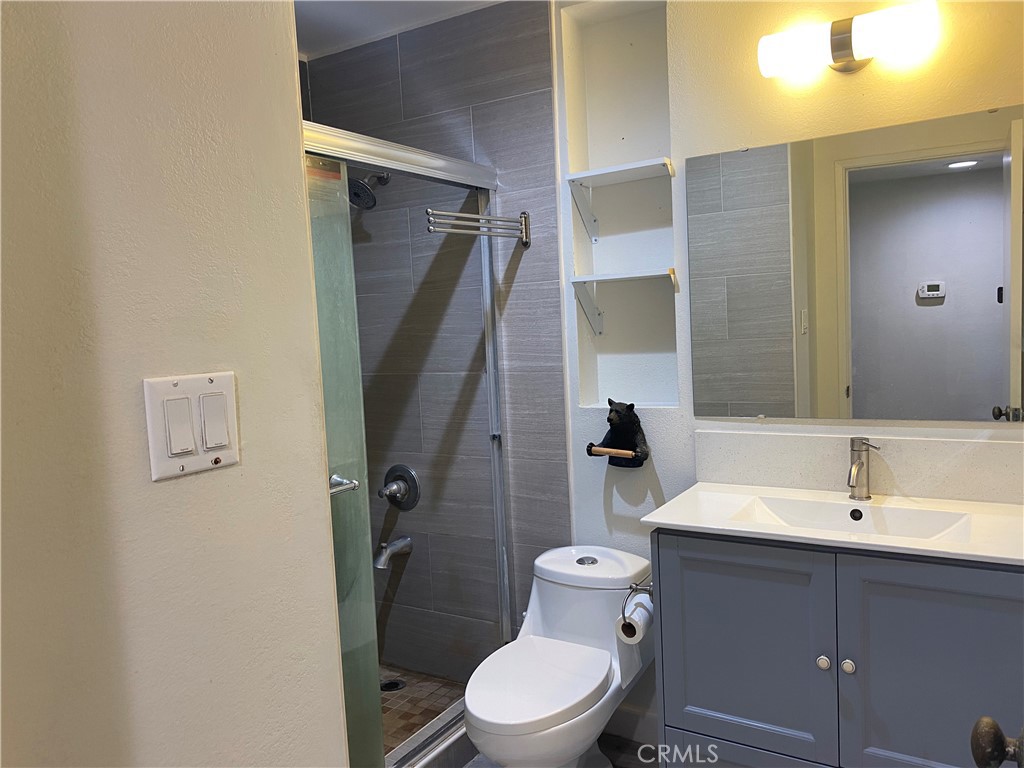 535 W Duarte Road 12