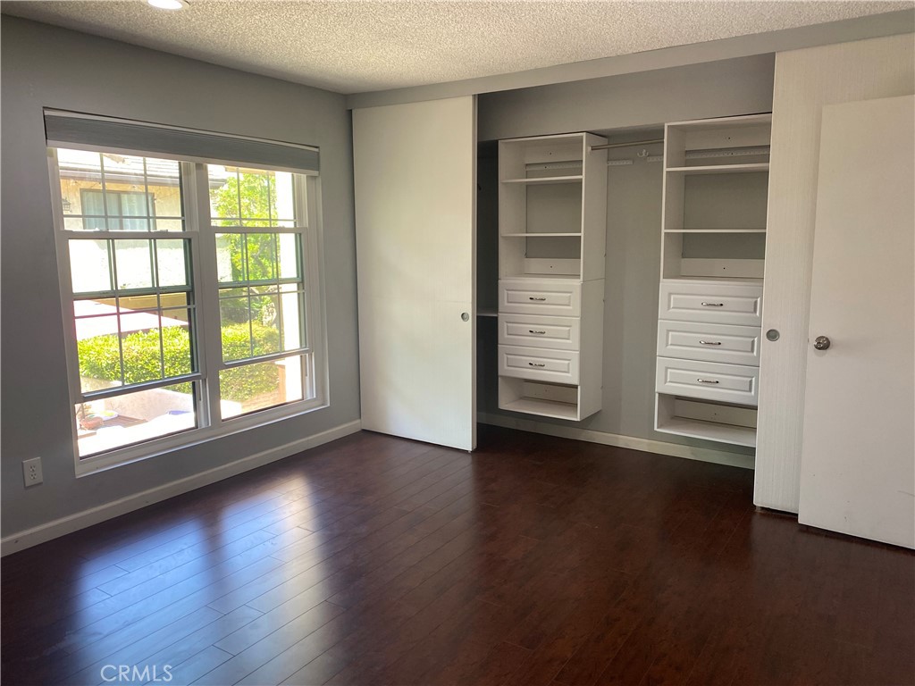 535 W Duarte Road 12