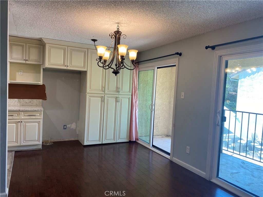 535 W Duarte Road 12