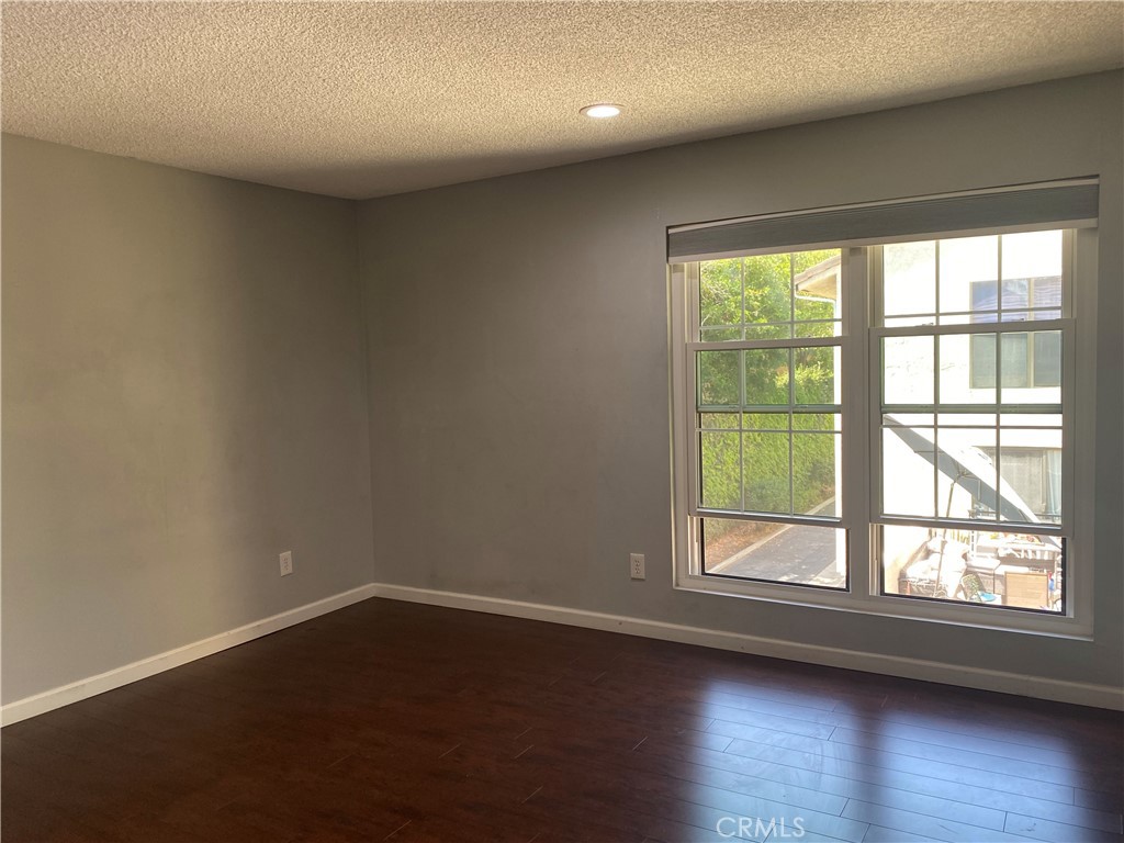 535 W Duarte Road 12