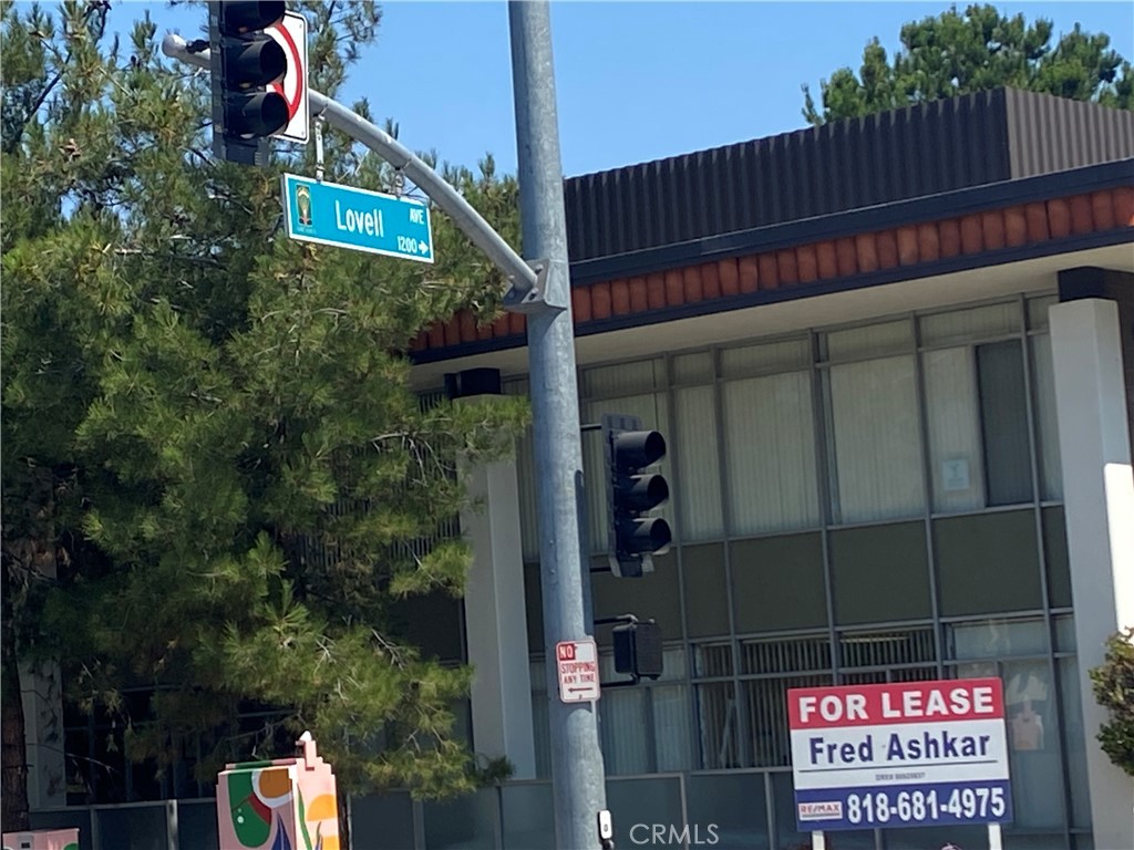 535 W Duarte Road 12