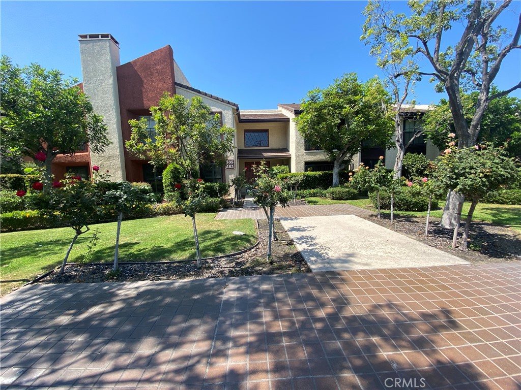 535 W Duarte Road 12