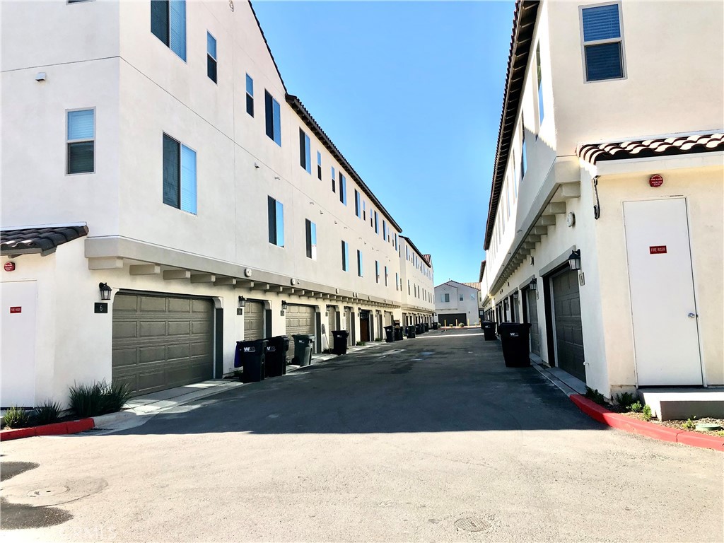 36 Bedford Court