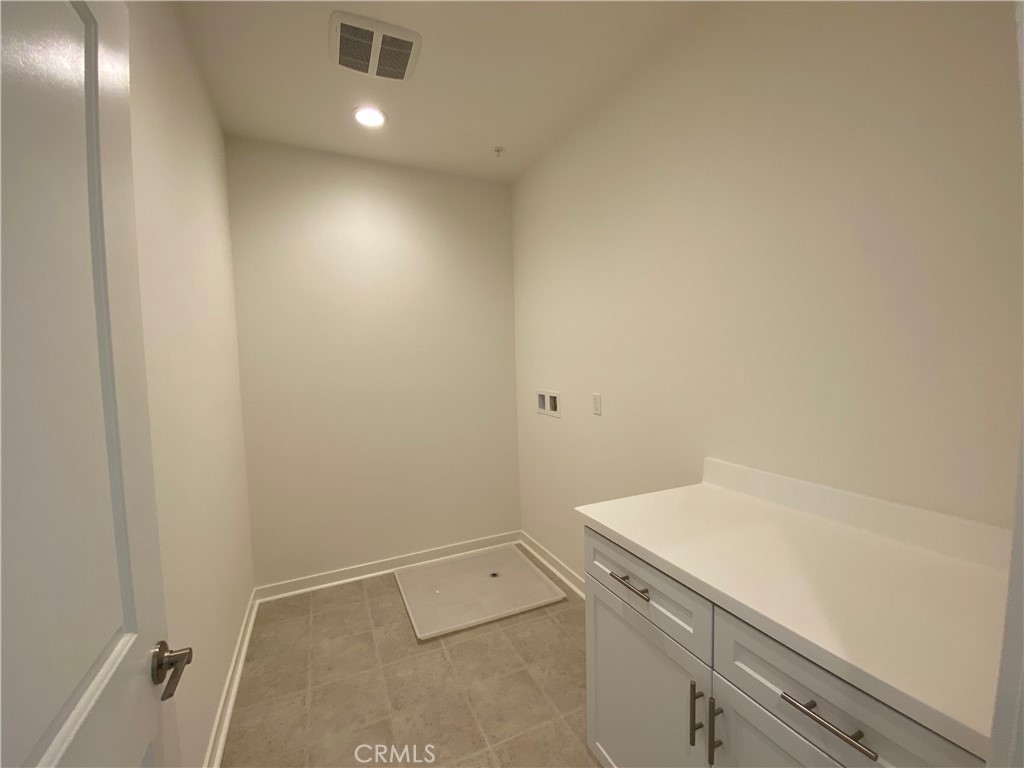 3147 Masterpiece Street