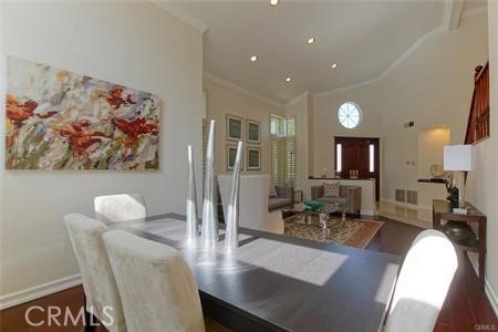 2211 Avenida Las Ramblas