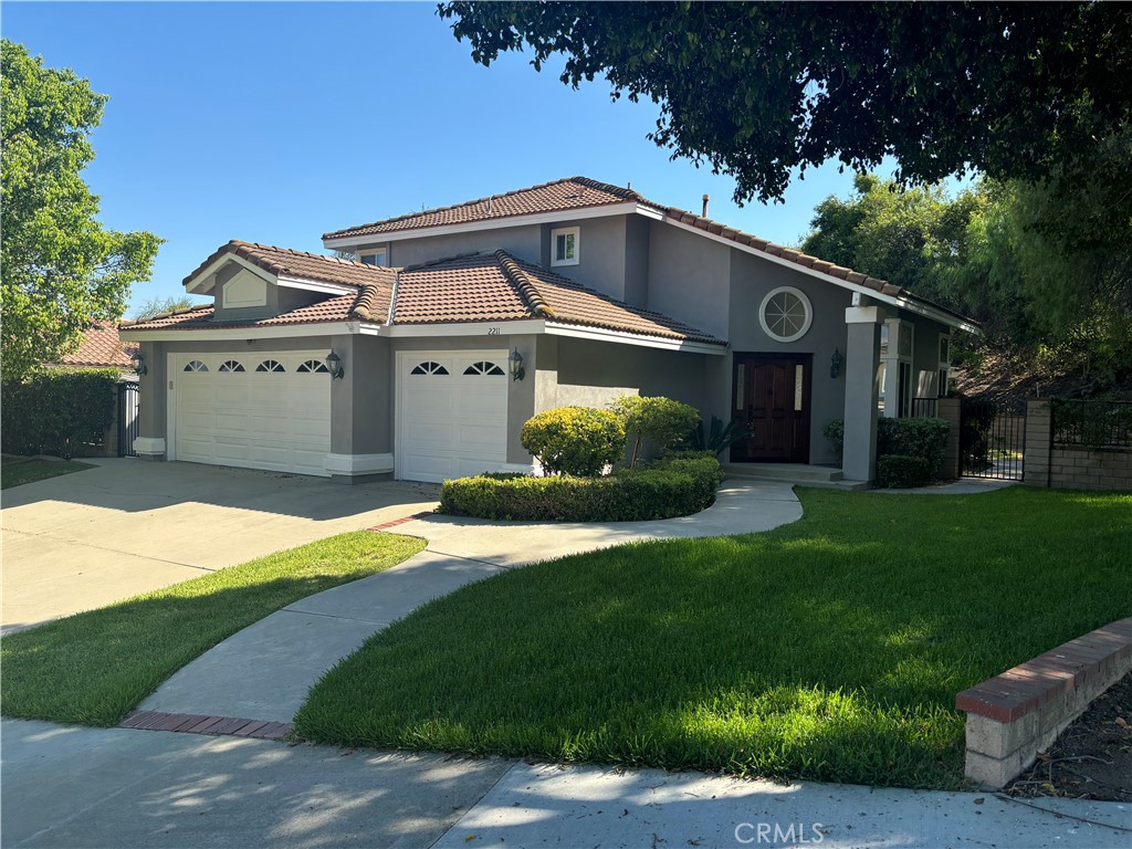 2211 Avenida Las Ramblas