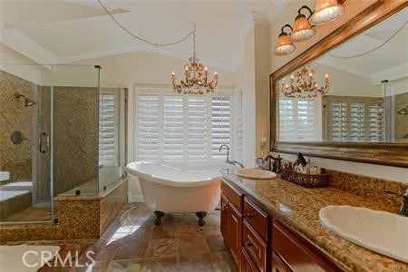 2211 Avenida Las Ramblas