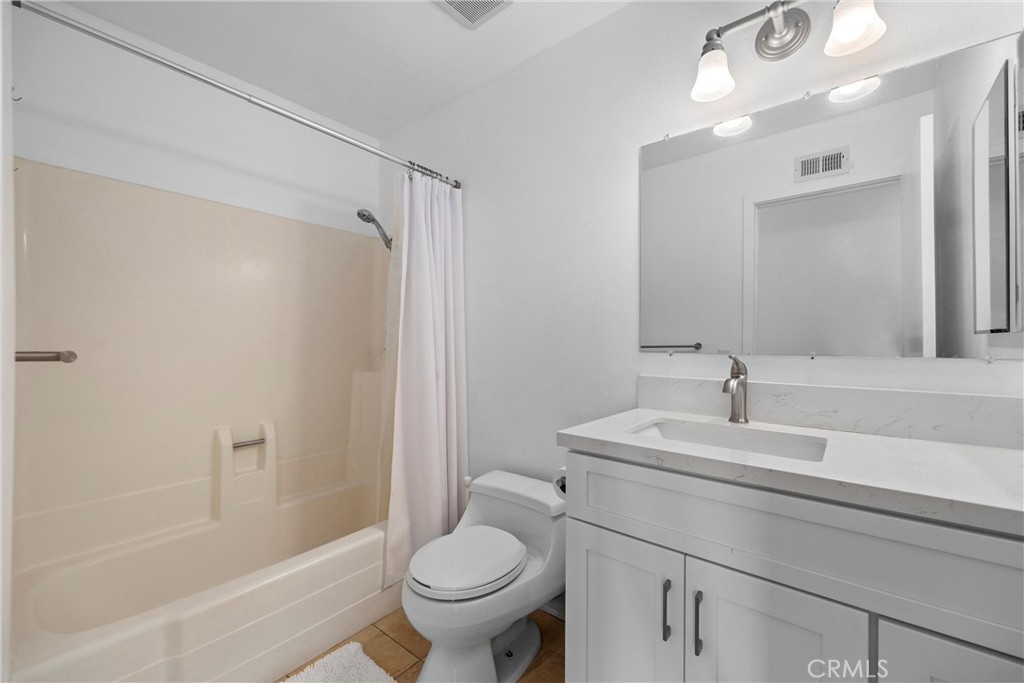 1415 Rolling Knoll Road