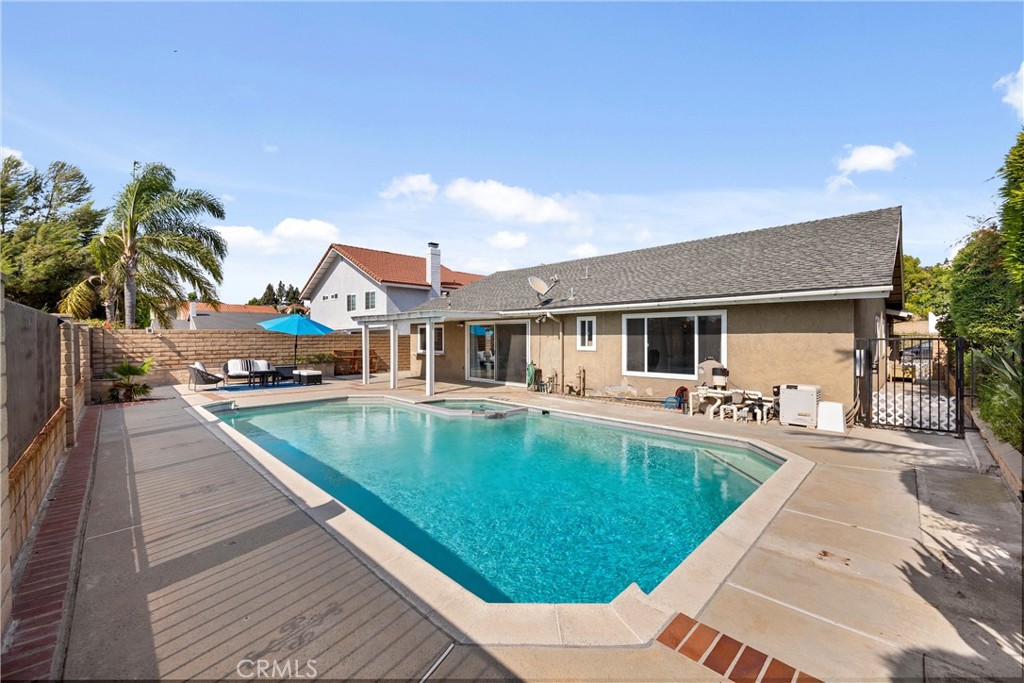 1415 Rolling Knoll Road