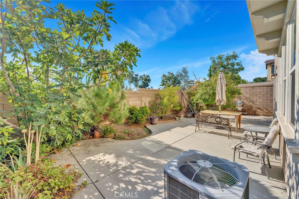 9727 La Vine Court