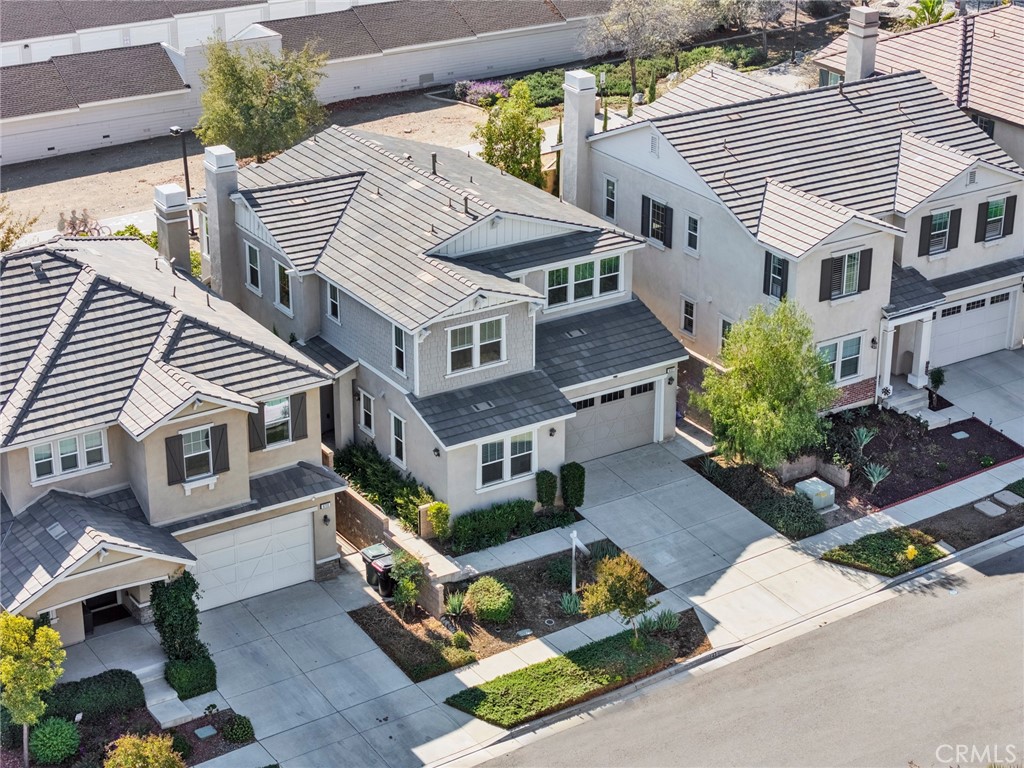 9727 La Vine Court