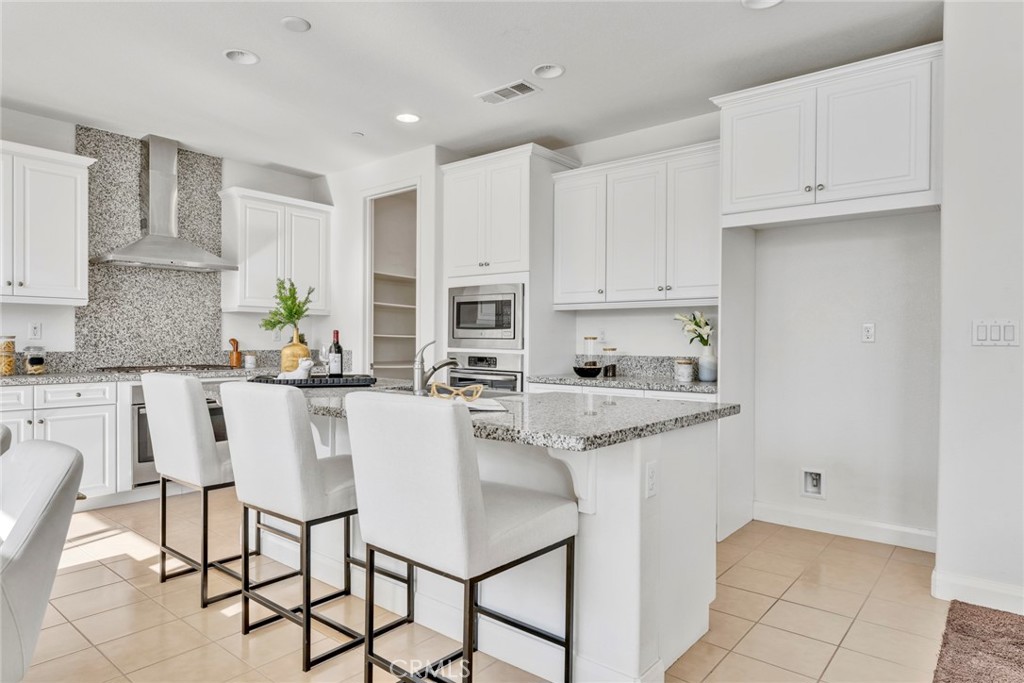 9727 La Vine Court