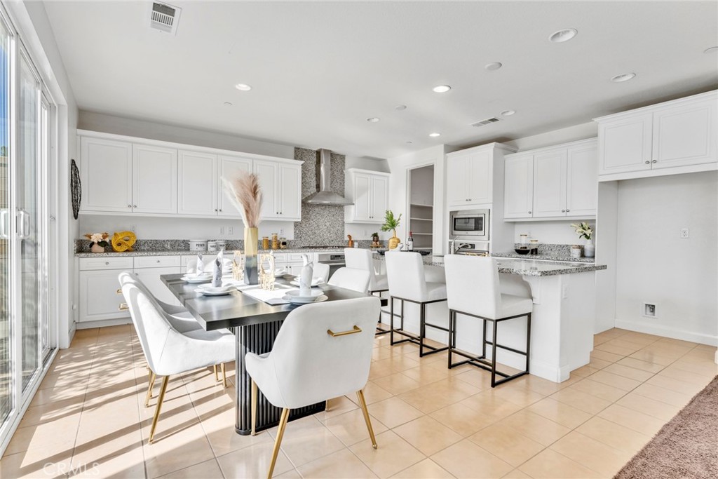 9727 La Vine Court