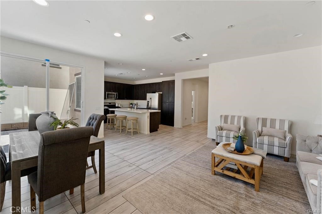 1516 Cantabria Place