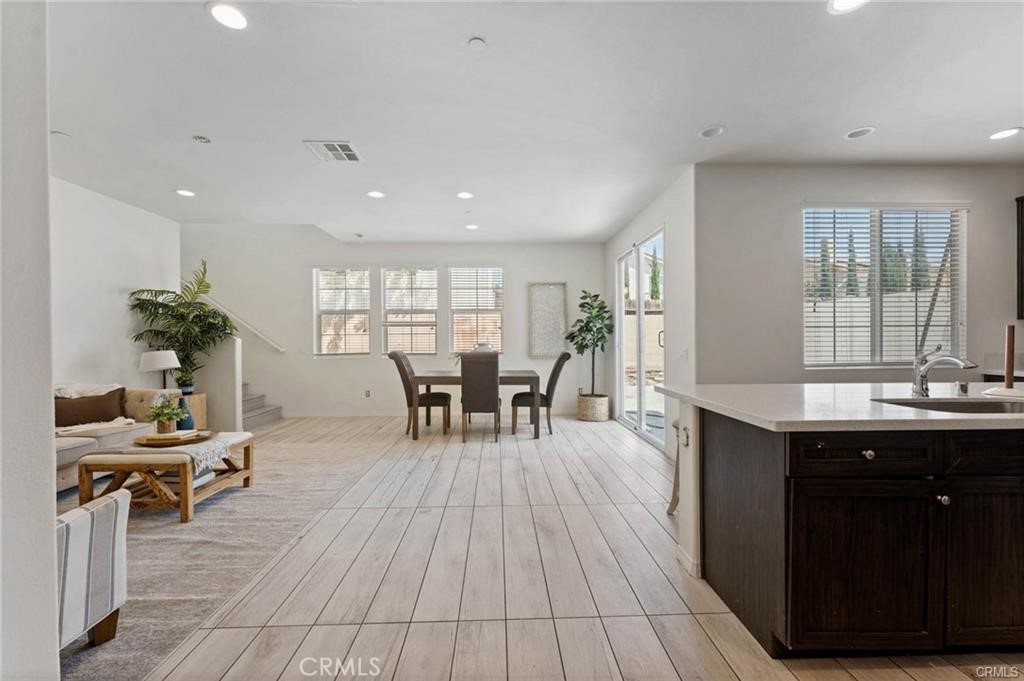 1516 Cantabria Place