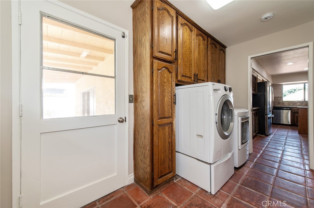 3202 E Virginia Avenue E