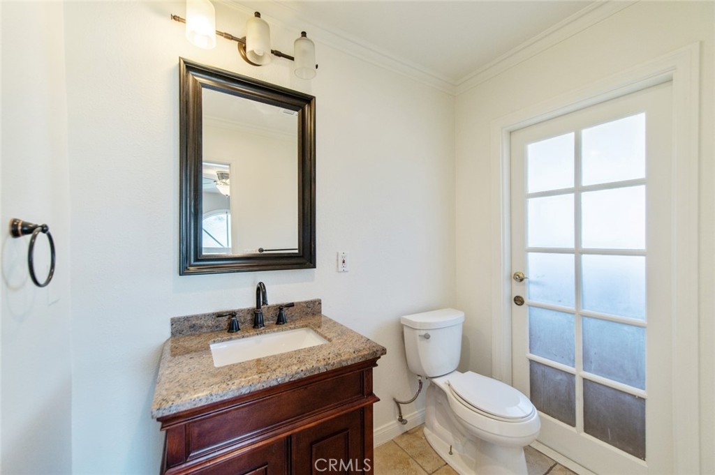 3202 E Virginia Avenue E