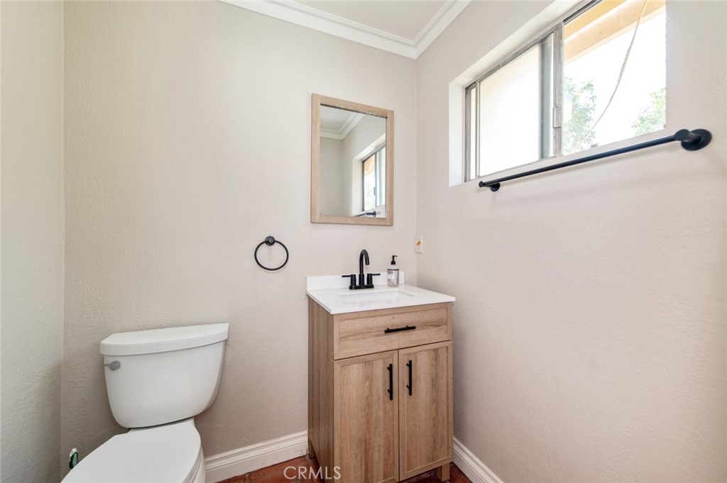 3202 E Virginia Avenue E