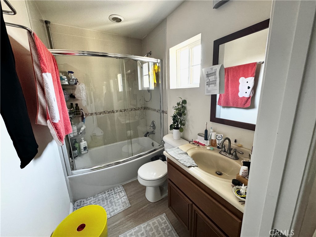 1561 Ledgestone Lane