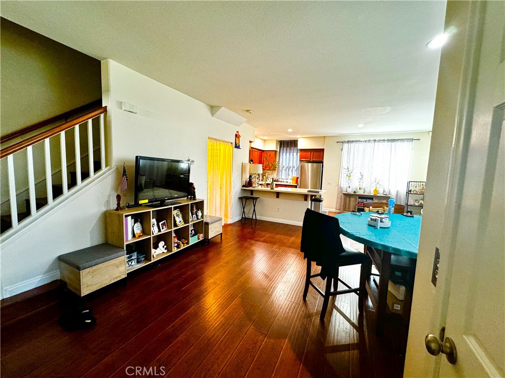 1561 Ledgestone Lane