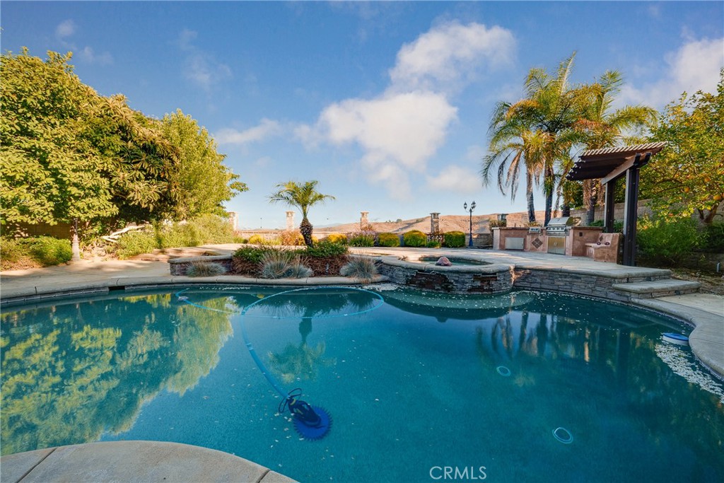 1715 Rancho Hills Drive