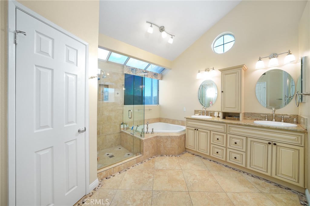 1715 Rancho Hills Drive