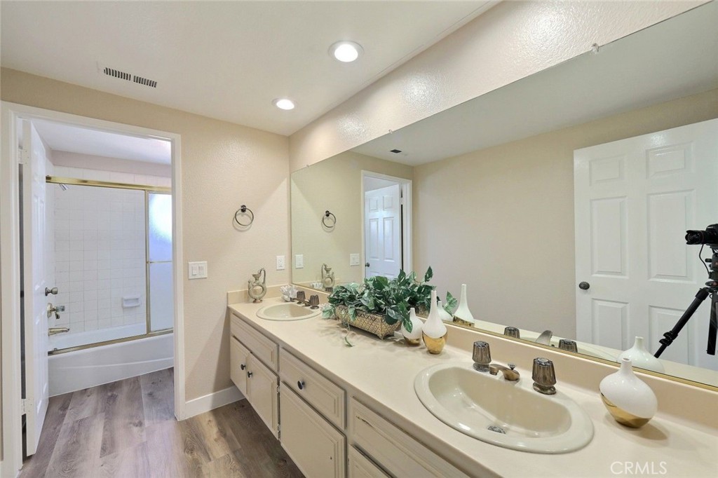 4775 Calle De Grande