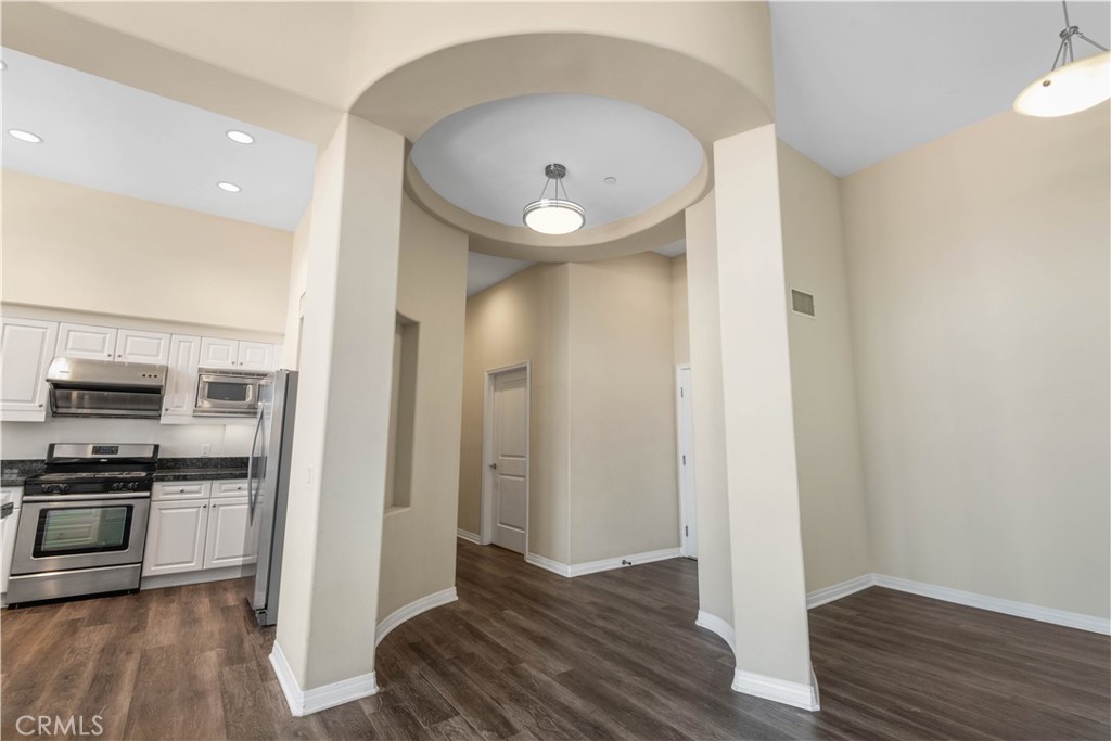 600 N Atlantic Boulevard 213