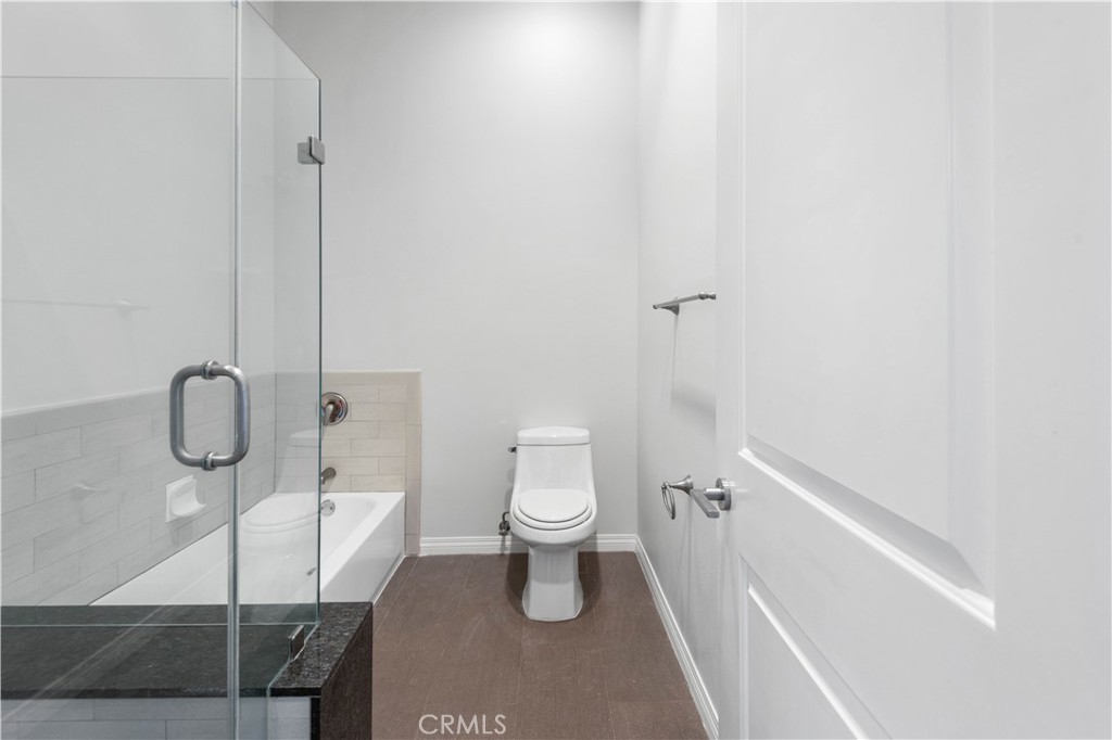 600 N Atlantic Boulevard 213