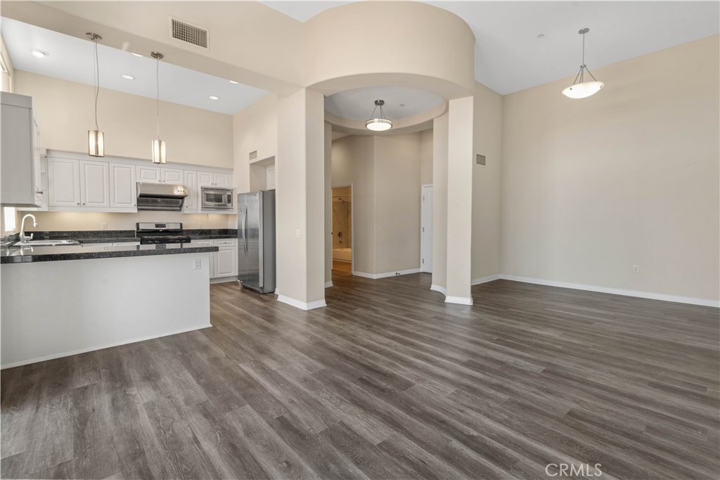 600 N Atlantic Boulevard 213