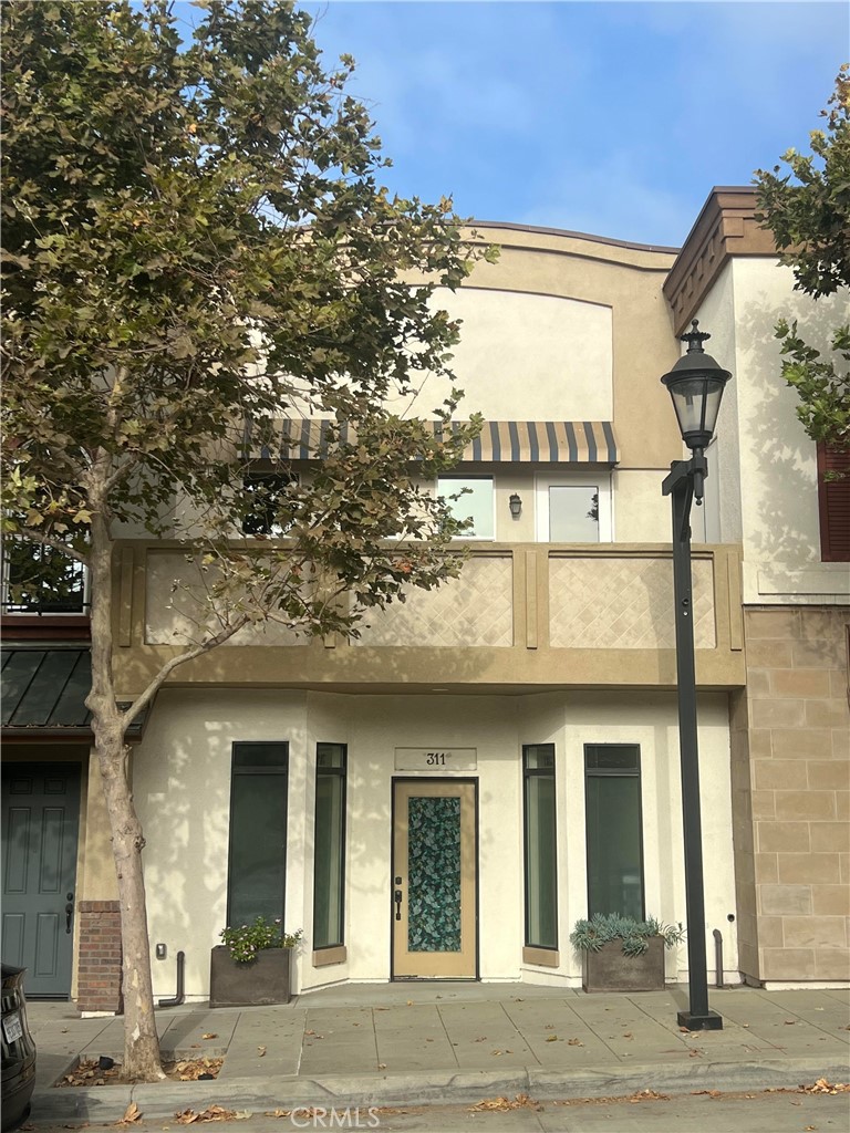 307 S San Dimas Ave