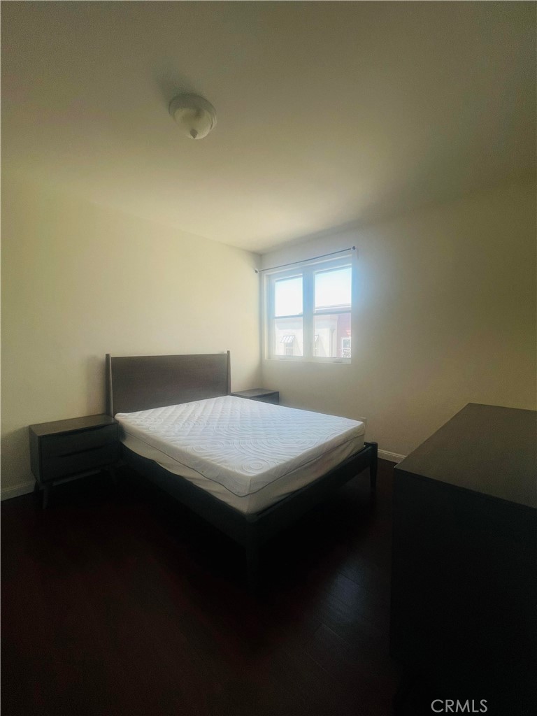 307 S San Dimas Ave