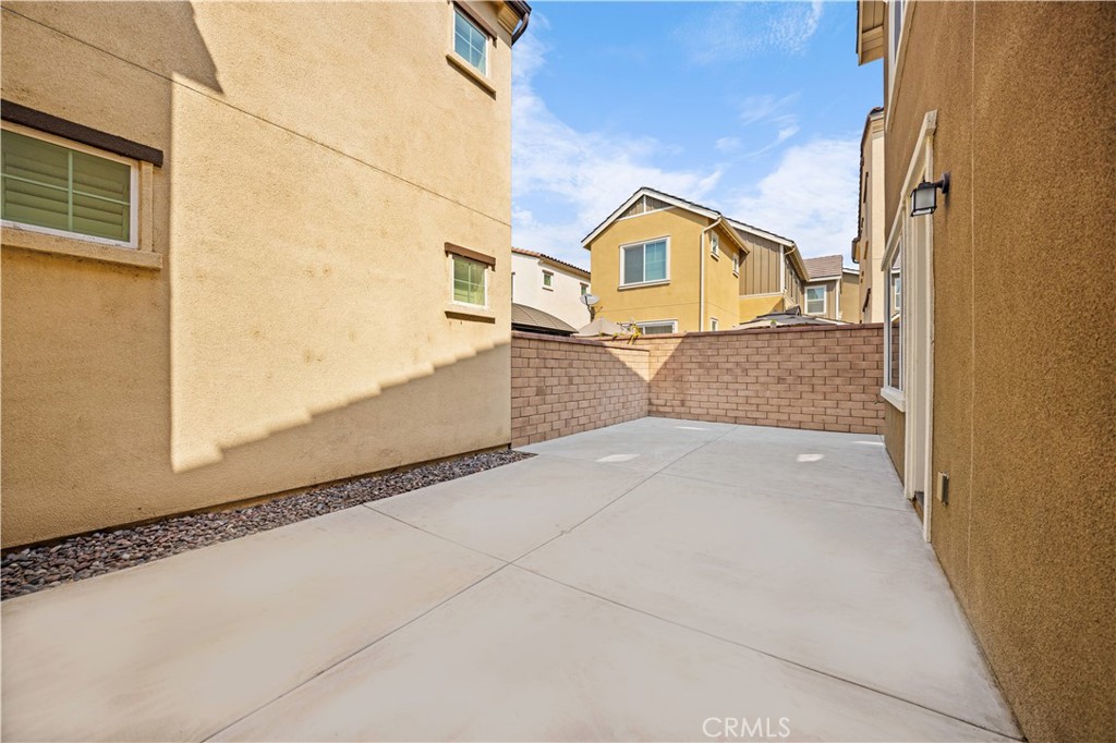 2785 E Kendall Ln