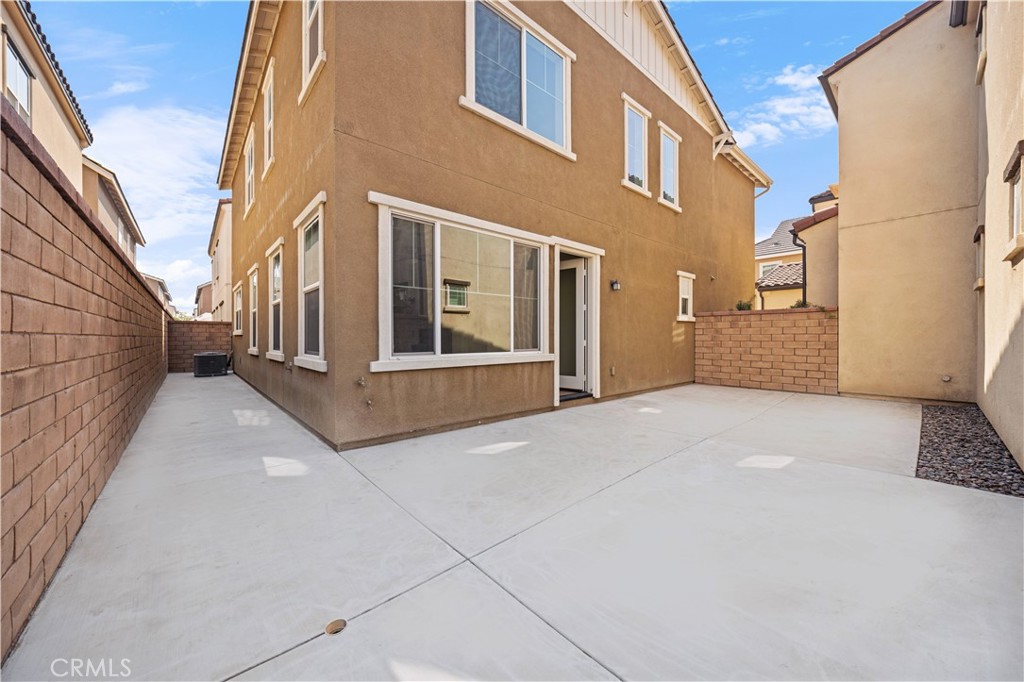 2785 E Kendall Ln