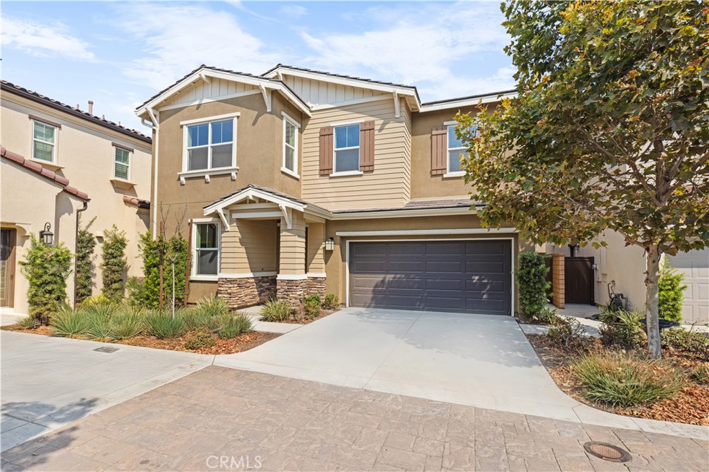2785 E Kendall Ln