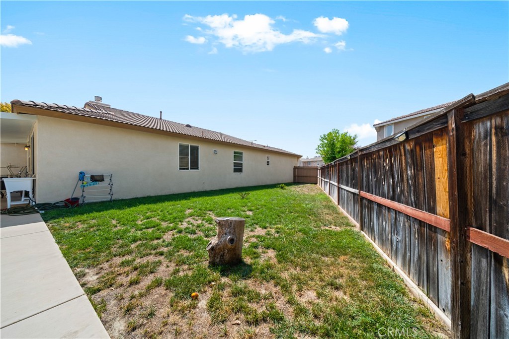 27922 Crescent Court