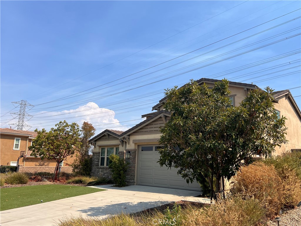 5619 Avenida De Portugal