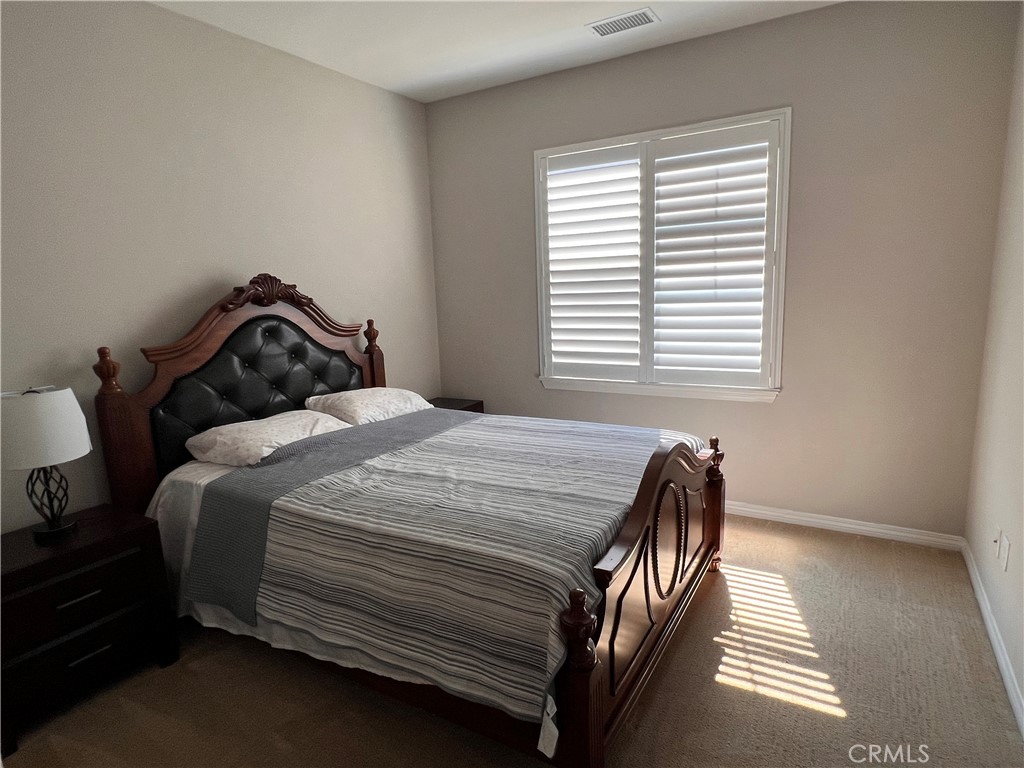 5619 Avenida De Portugal