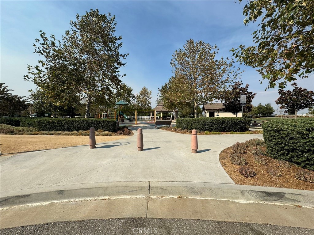 5619 Avenida De Portugal