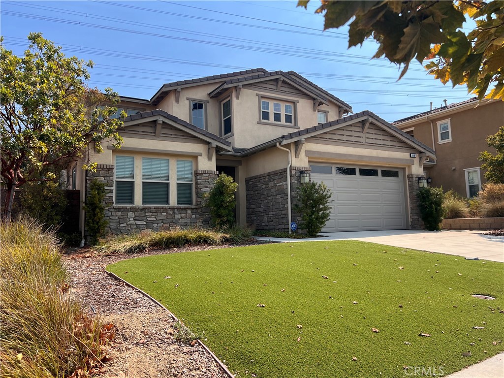 5619 Avenida De Portugal