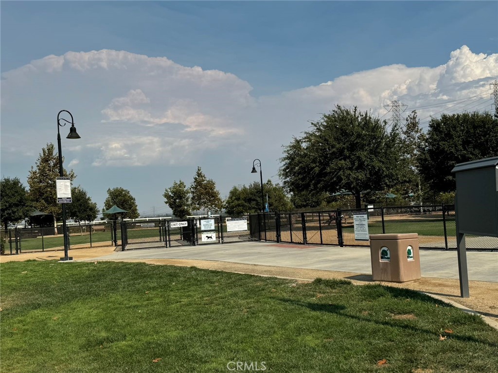 5619 Avenida De Portugal