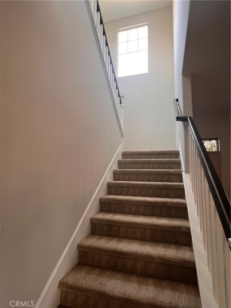 5619 Avenida De Portugal