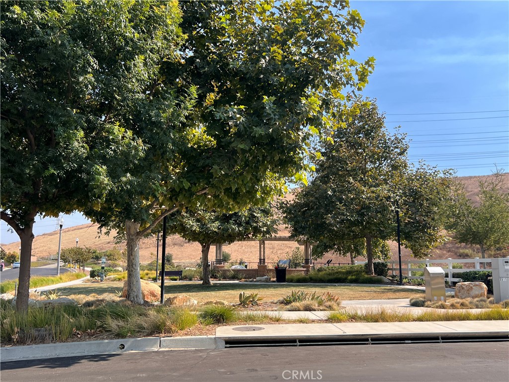 5619 Avenida De Portugal