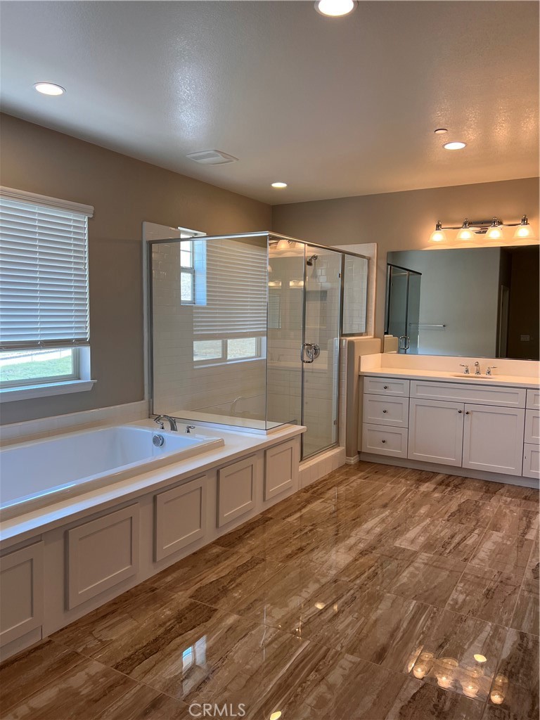 5619 Avenida De Portugal