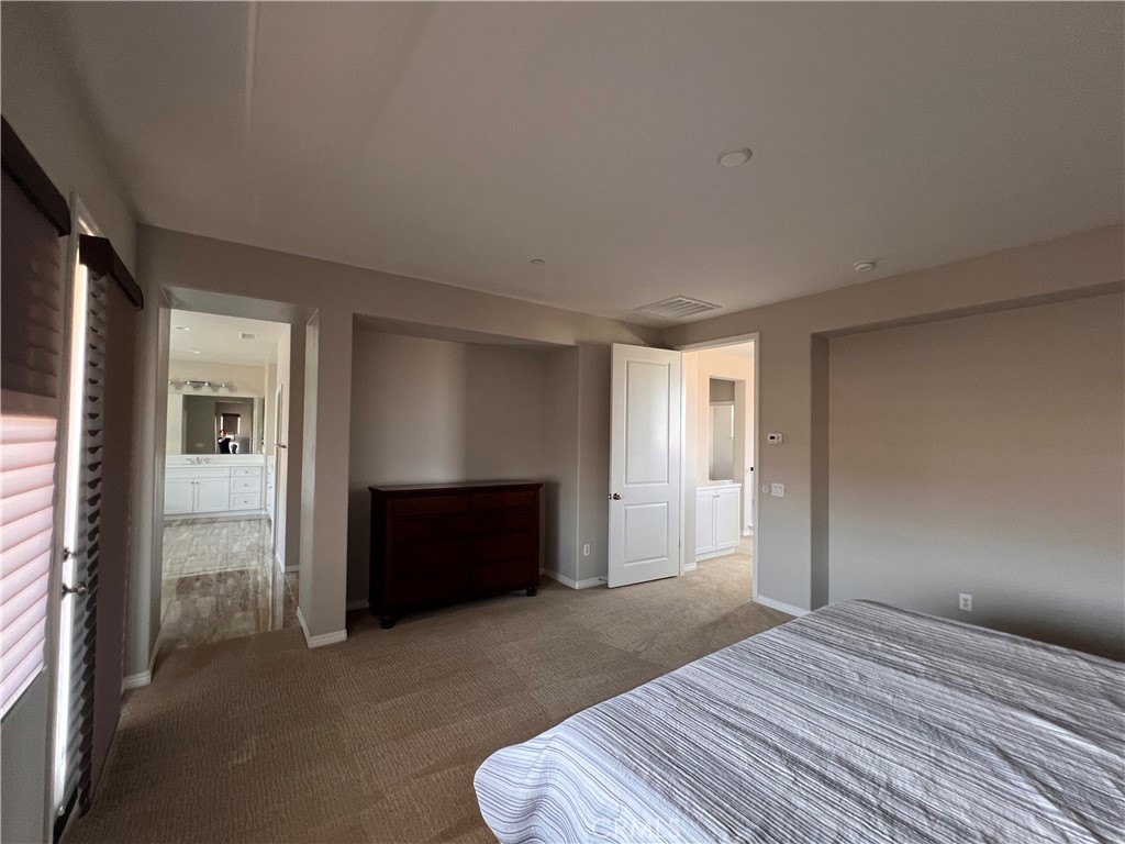 5619 Avenida De Portugal