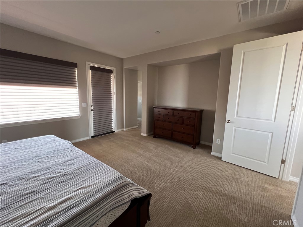 5619 Avenida De Portugal