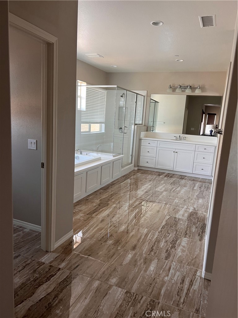 5619 Avenida De Portugal